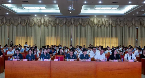 1696647631228401.webp 图片2.webp
